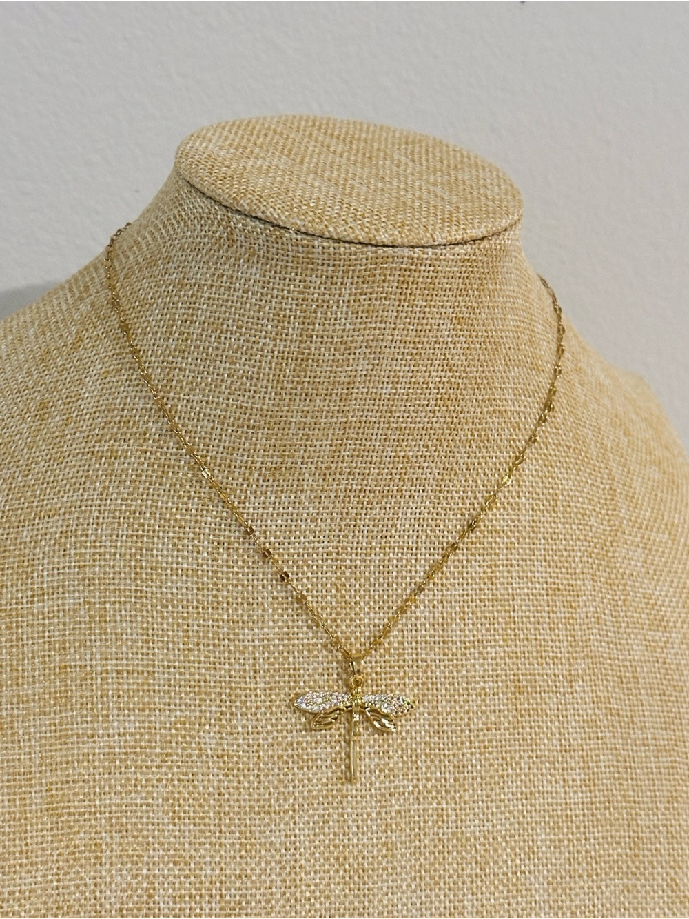 Fashion Jewelry Gold Dragonfly Pendant Necklace